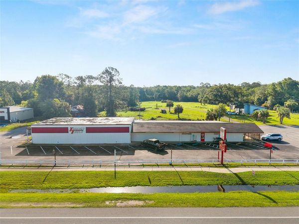 17313 NE US HWY 301 , WALDO, FL 32694