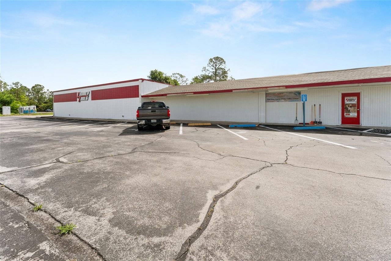 17313 NE Us Hwy 301 , Waldo, FL 32694 Photo