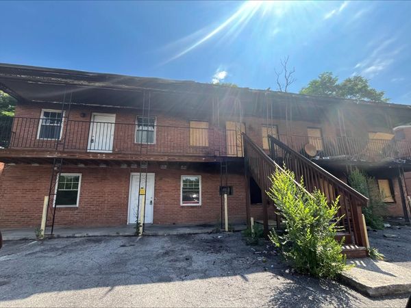 821 Westside BLVD NW, Roanoke, VA 24011