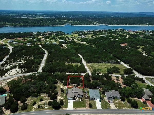 2211 Thurber Lane , Leander, TX 78645