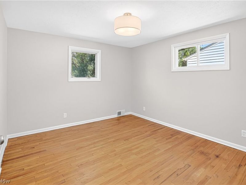317 E 312th Street, Willowick, OH 44095 Photo 14
