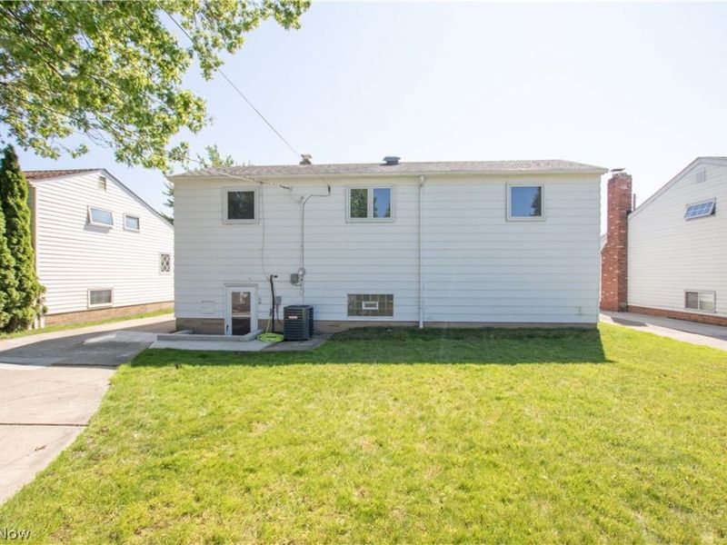 317 E 312th Street, Willowick, OH 44095 Photo 34