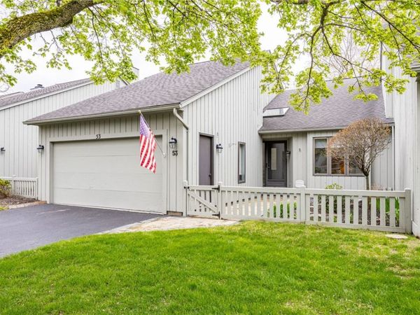53 Waterview Circle , Rochester, NY 14625