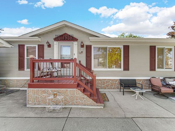 125 Cardinal Drive , Beecher, IL 60401