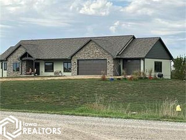251 125th Avenue, Monroe, IA 50170