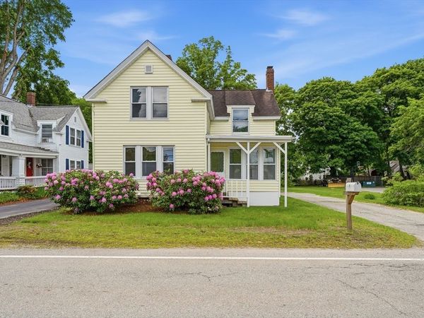 11 Tarbell St, Pepperell, MA 01463