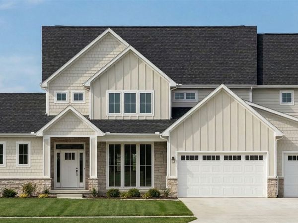 16220 Sharon Drive , Urbandale, IA 50323