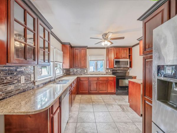 276 Dogwood Road W, Mastic Beach, NY 11951