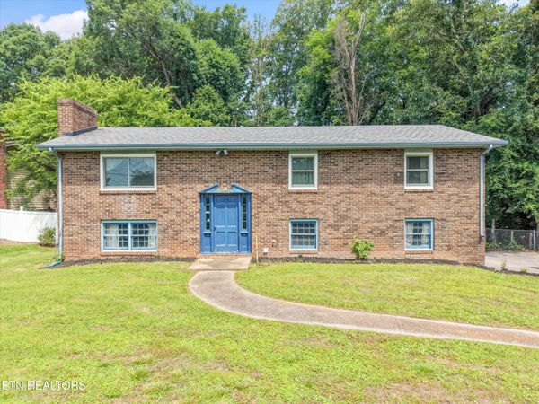10917 Sonja Drive, Knoxville, TN 37934