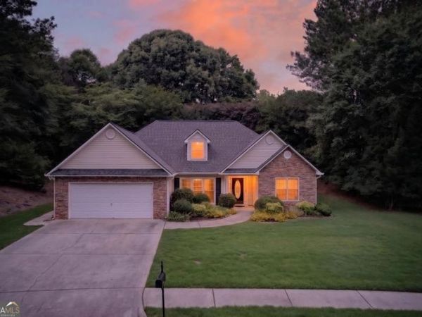 24 Prestwick Drive, Fayetteville, GA 30215