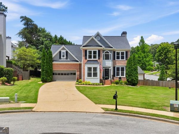 5437 Blue Cedar Drive, Sugar Hill, GA 30518