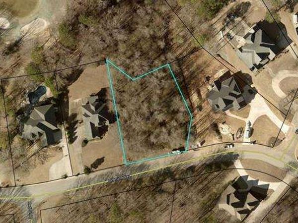 202 Pinehurst Way, Carrollton, GA 30116