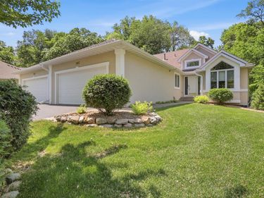 1887 Magnolia Lane N, Plymouth, MN 55441