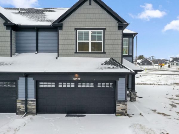 10527 Harbor Lane N, Maple Grove, MN 55369