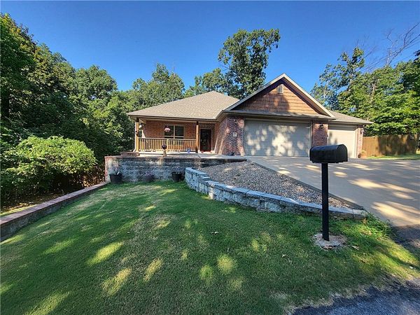 2 Ottery Lane, Bella Vista, AR 72715