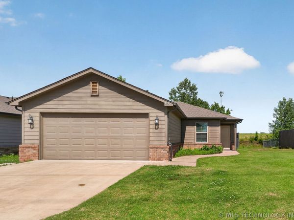 9915 N 44th East Avenue , Sperry, OK 74073