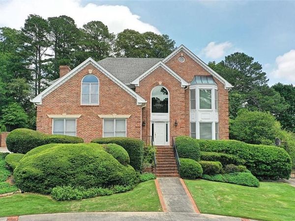 1104 Thorn Apple Court SE, Conyers, GA 30013