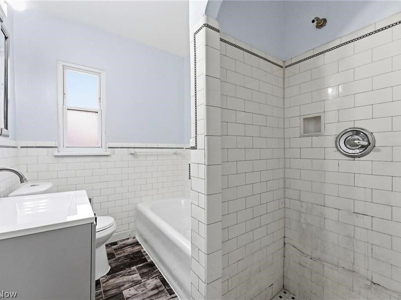 876 Eloise Drive , Unit Lower, Cleveland Heights, OH 44112 Photo 16