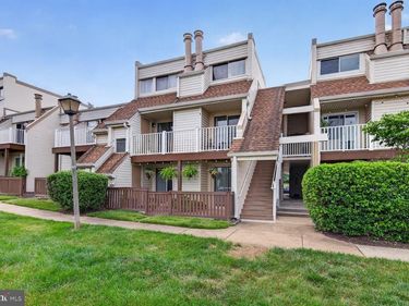 1006 WARWICK COURT, Unit B, STERLING, VA 20164