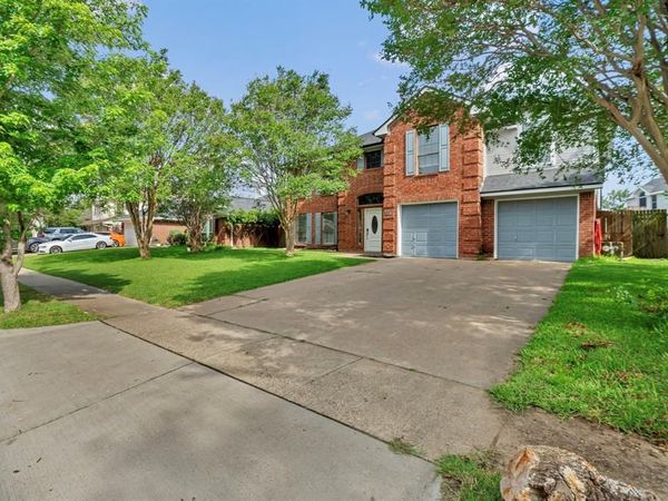 326 Baldwin Street, Grand Prairie, TX 75052