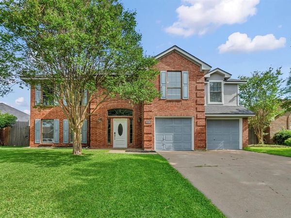 326 Baldwin Street, Grand Prairie, TX 75052
