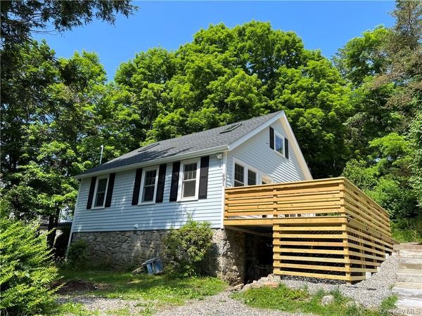 691 Long Pond Road , Mahopac, NY 10541