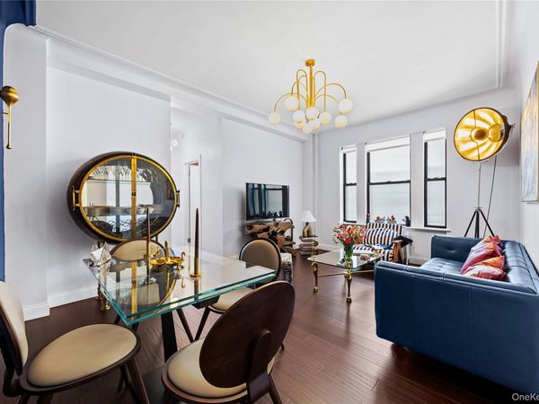 725 Riverside Drive, Unit 9C, New York (Manhattan), NY 10031