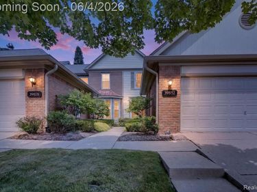 39852 Glenview Court, Northville Twp, MI 48168