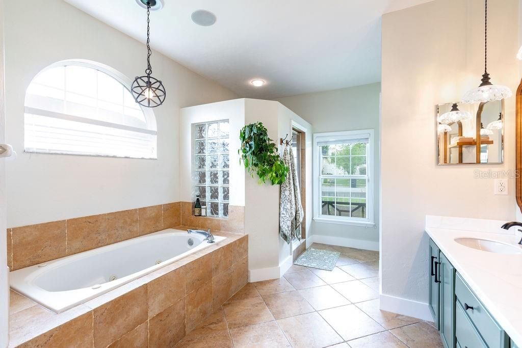 11921 NW 12th Avenue, Gainesville, FL 32606 Photo
