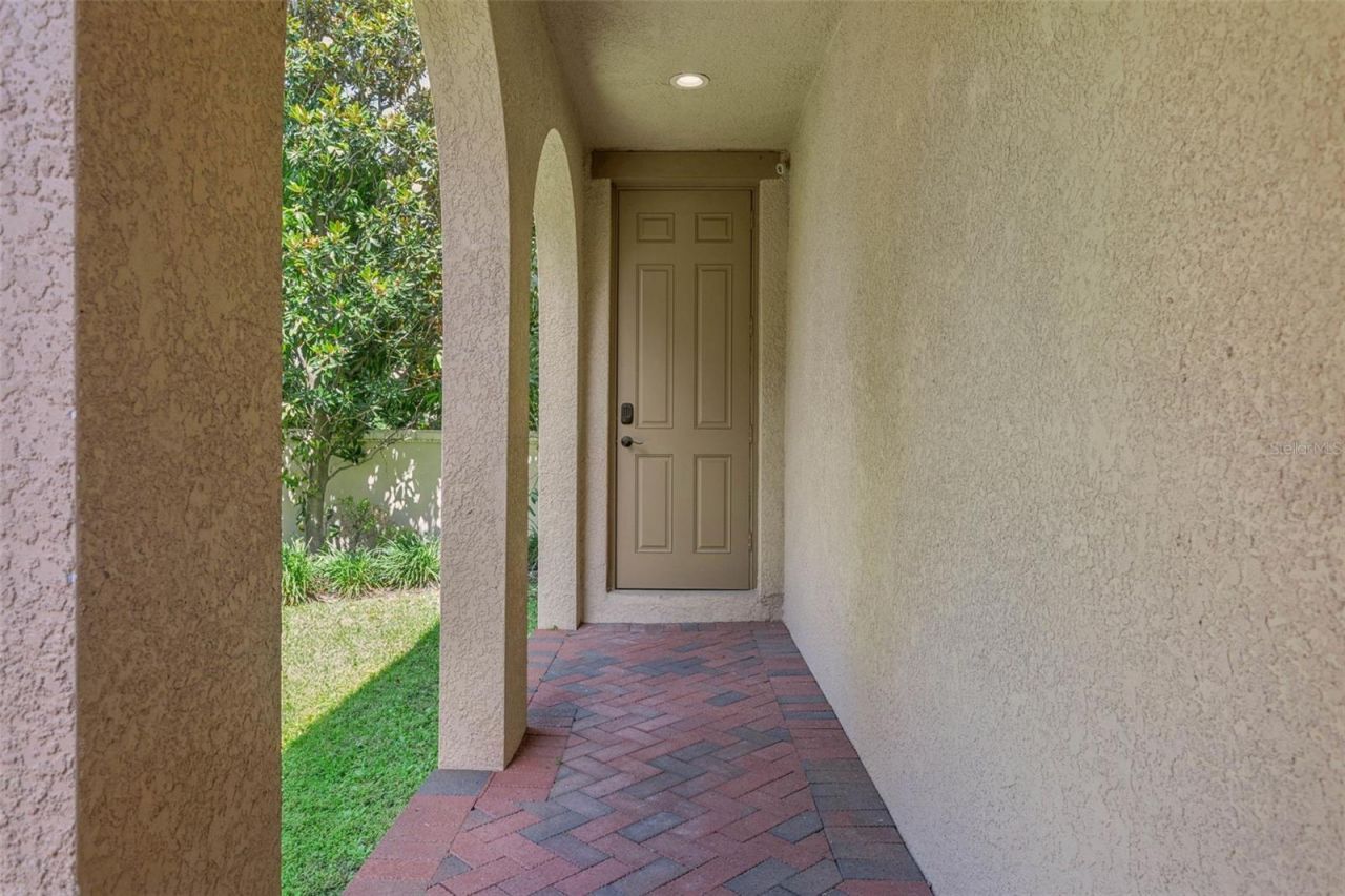 6149 Yeats Manor Drive, Tampa, FL 33616 Photo