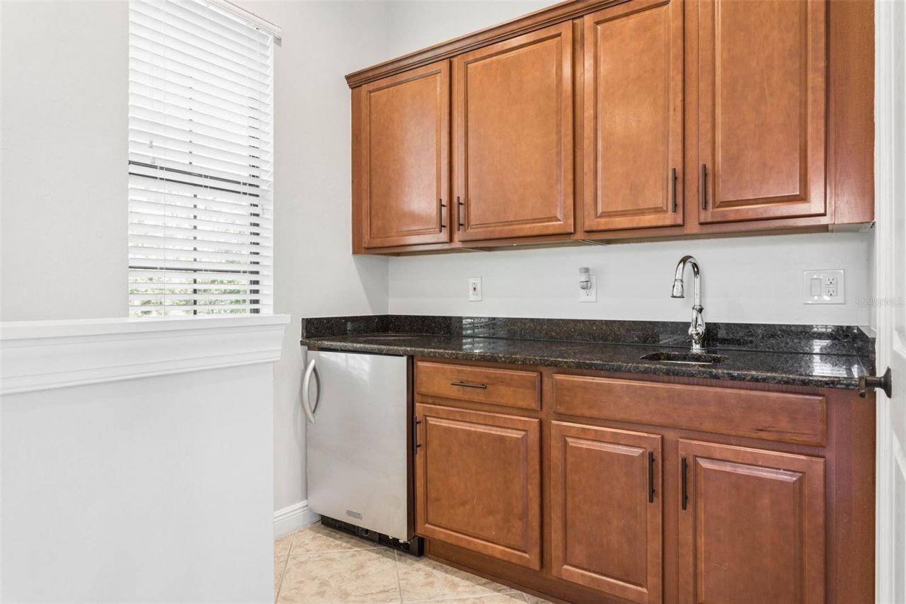 6149 Yeats Manor Drive, Tampa, FL 33616 Photo