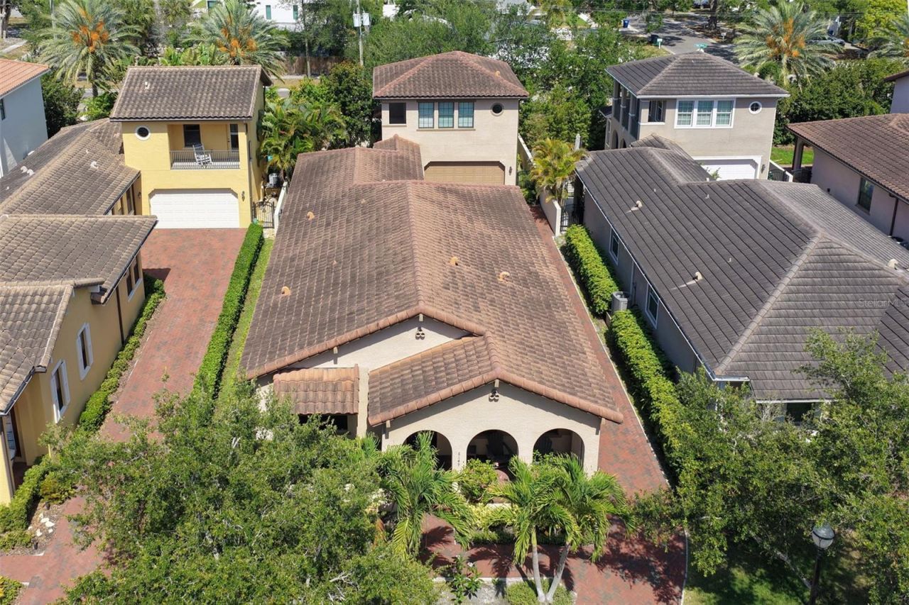 6149 Yeats Manor Drive, Tampa, FL 33616 Photo