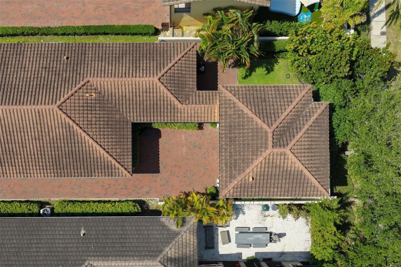 6149 Yeats Manor Drive, Tampa, FL 33616 Photo