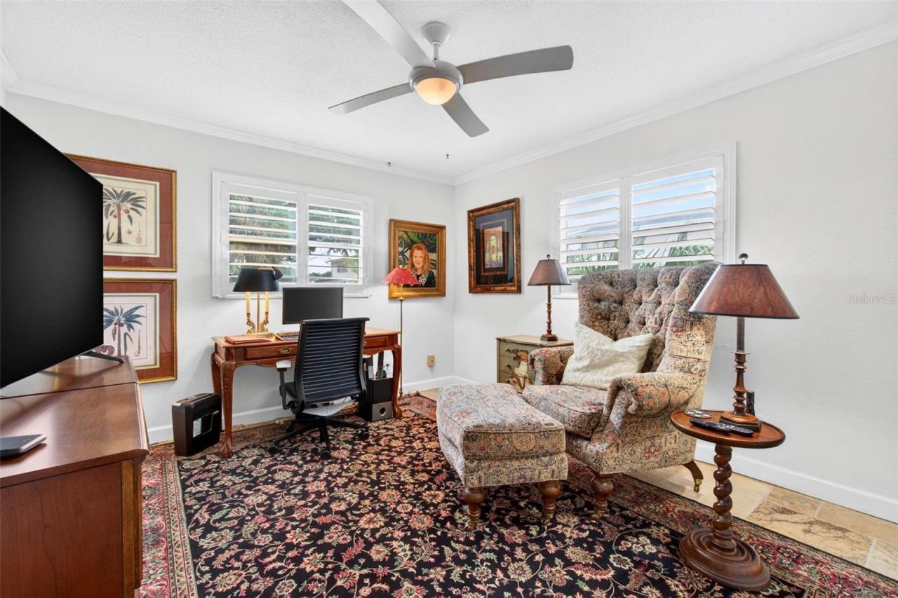 1065 Eden Isle Boulevard Ne, Unit 2, Saint Petersburg, FL 33704 Photo
