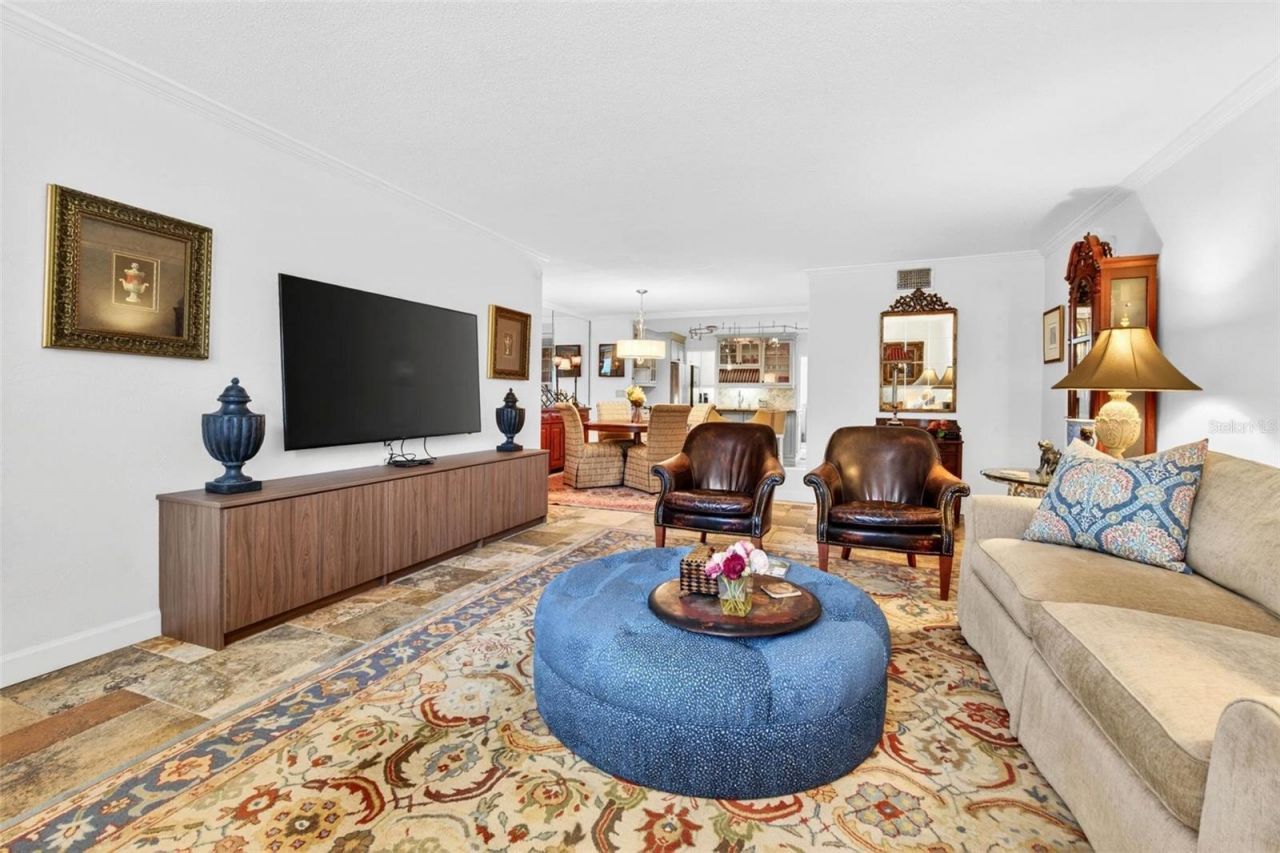 1065 Eden Isle Boulevard Ne, Unit 2, Saint Petersburg, FL 33704 Photo