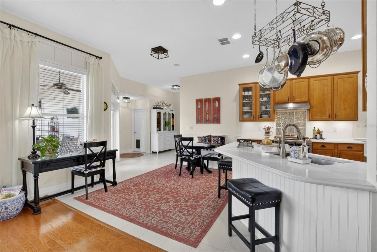 18622 Dorman Road , Lithia, FL 33547 Photo