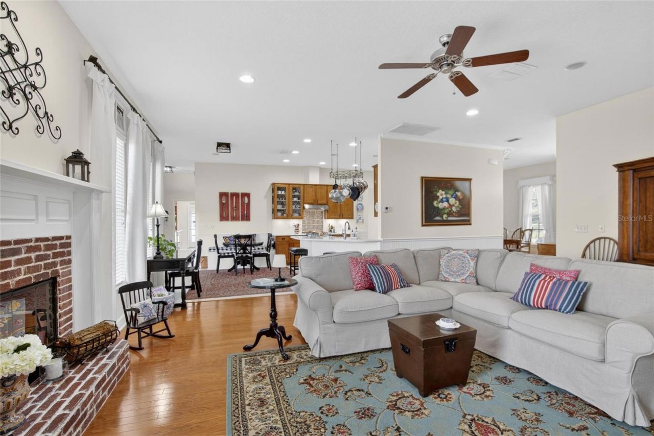 18622 Dorman Road , Lithia, FL 33547 Photo