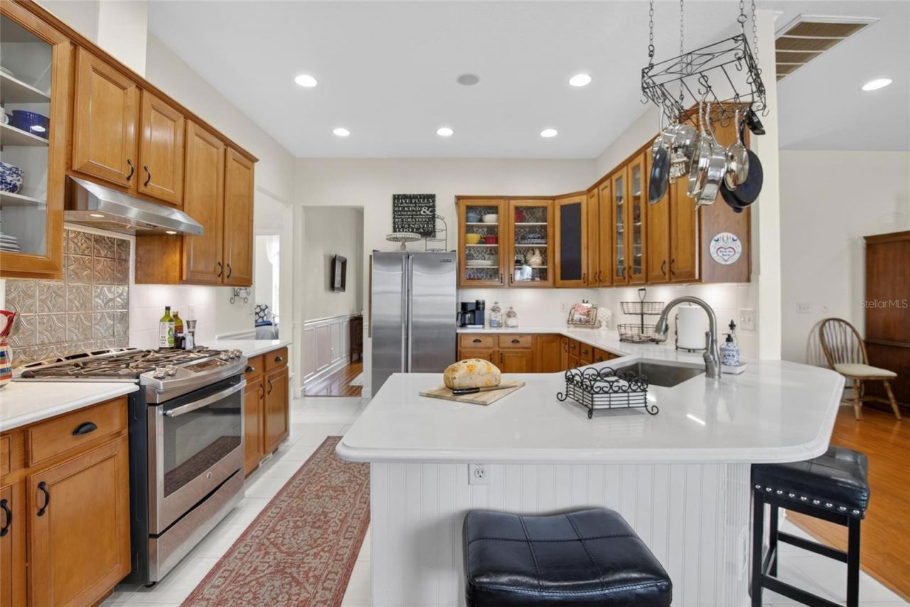 18622 Dorman Road , Lithia, FL 33547 Photo
