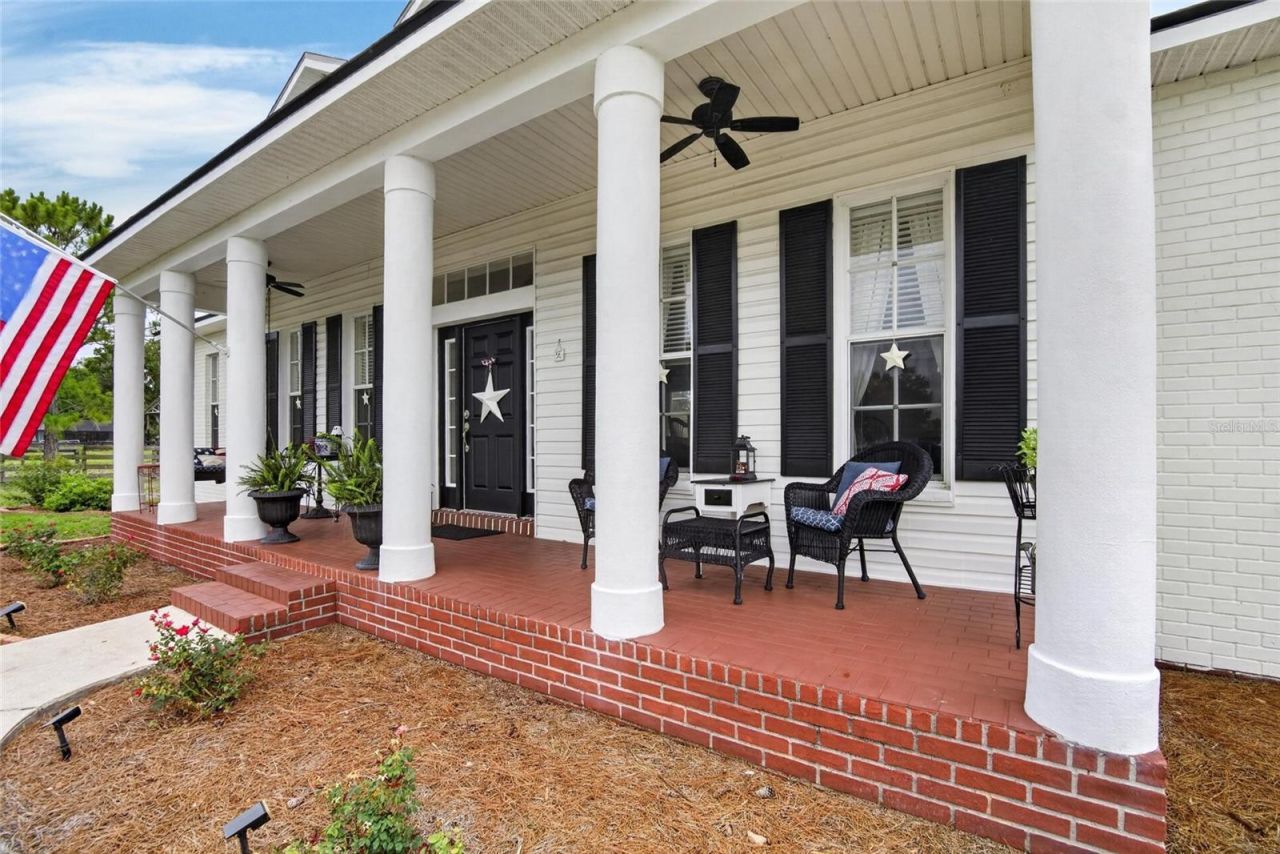 18622 Dorman Road , Lithia, FL 33547 Photo