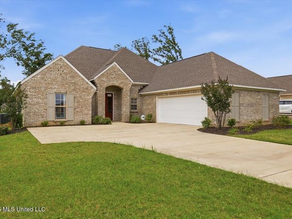 124 Autumn Drive, Madison, MS 39110