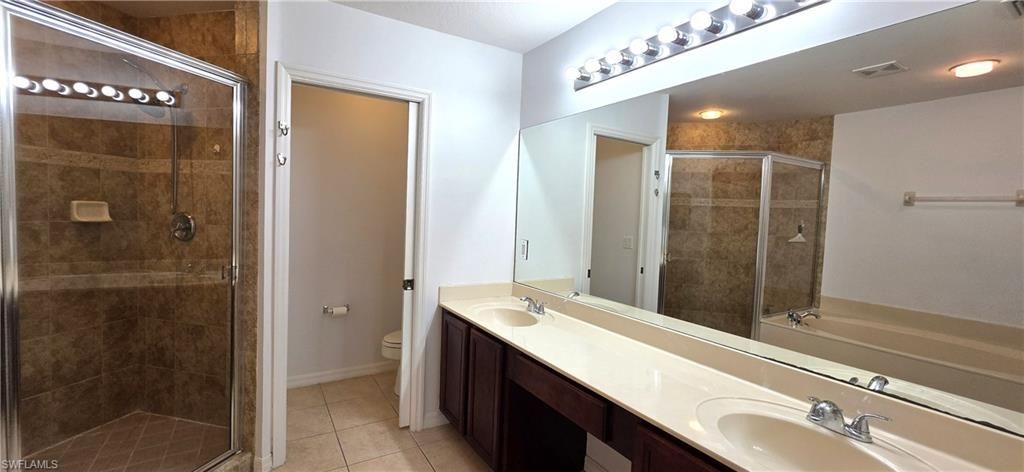 3345 Dandolo Cir, Cape Coral, FL 33909 Photo