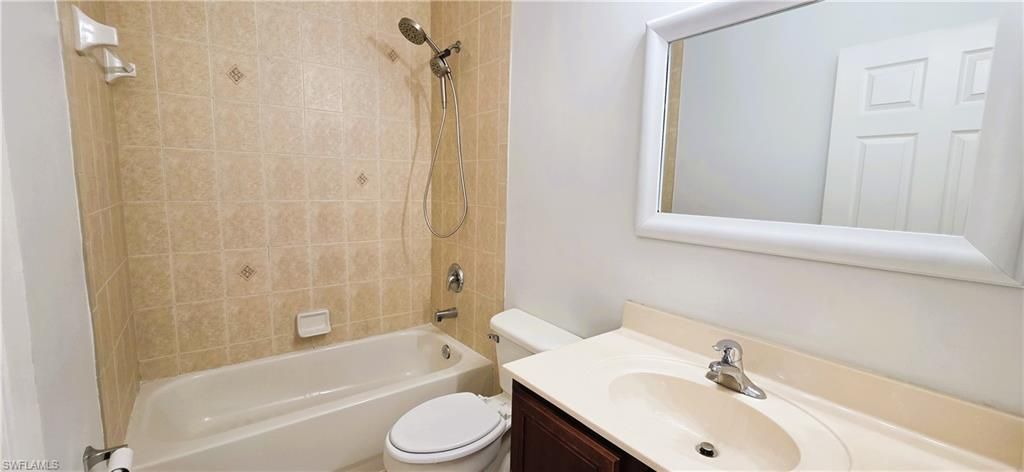 3345 Dandolo Cir, Cape Coral, FL 33909 Photo
