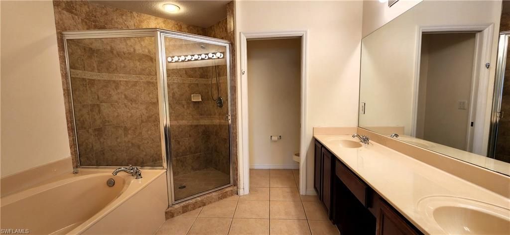 3345 Dandolo Cir , Cape Coral, FL 33909 Photo