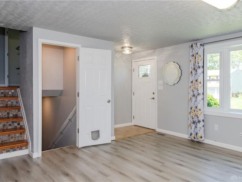 191 Woburn Farm Circle, Union, OH 45322 Photo 7