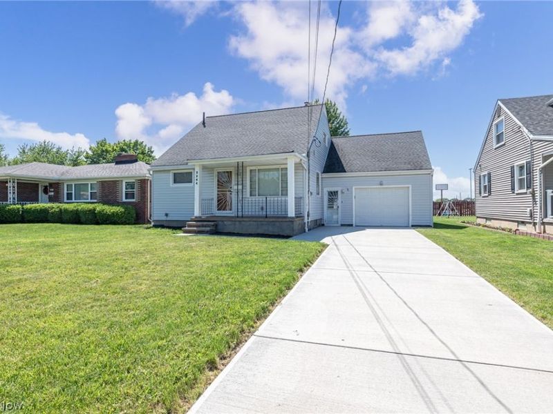 3264 Estelle Avenue, Lorain, OH 44052 Photo 2