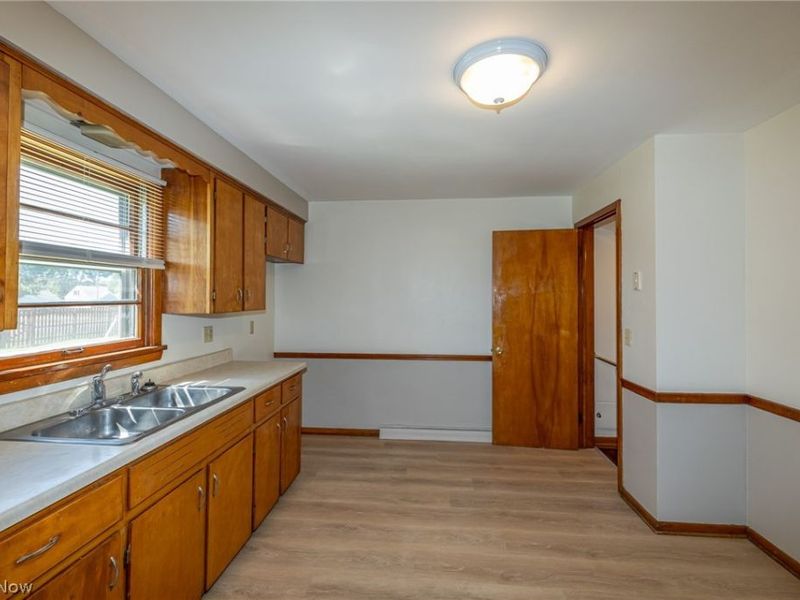 3264 Estelle Avenue, Lorain, OH 44052 Photo 9