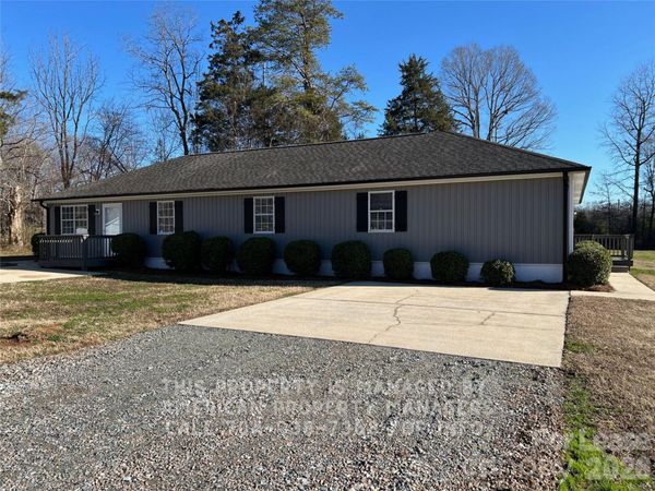 299 Rustic Road , Mooresville, NC 28115