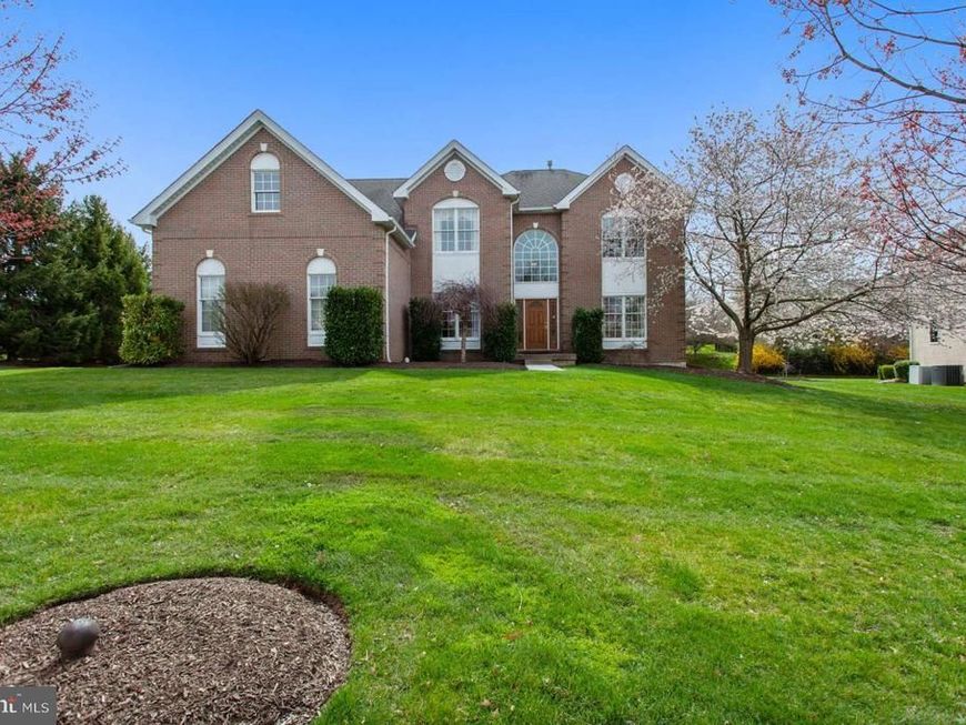 2069 Saint Andrews Drive , Berwyn, PA 19312 Main Photo