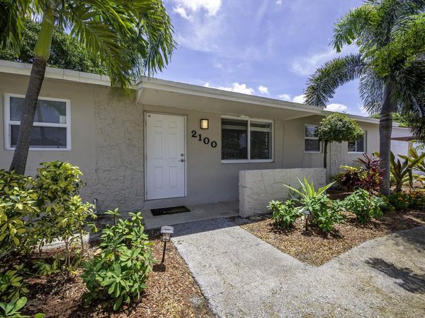 2100 N Seacrest Boulevard, Boynton Beach, FL 33435