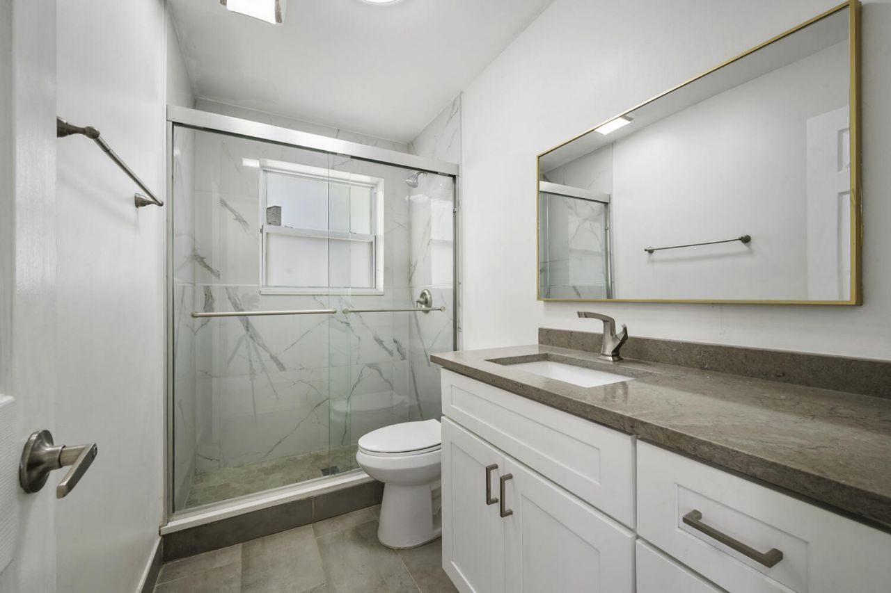 2100 N Seacrest Boulevard, Boynton Beach, FL 33435 Photo